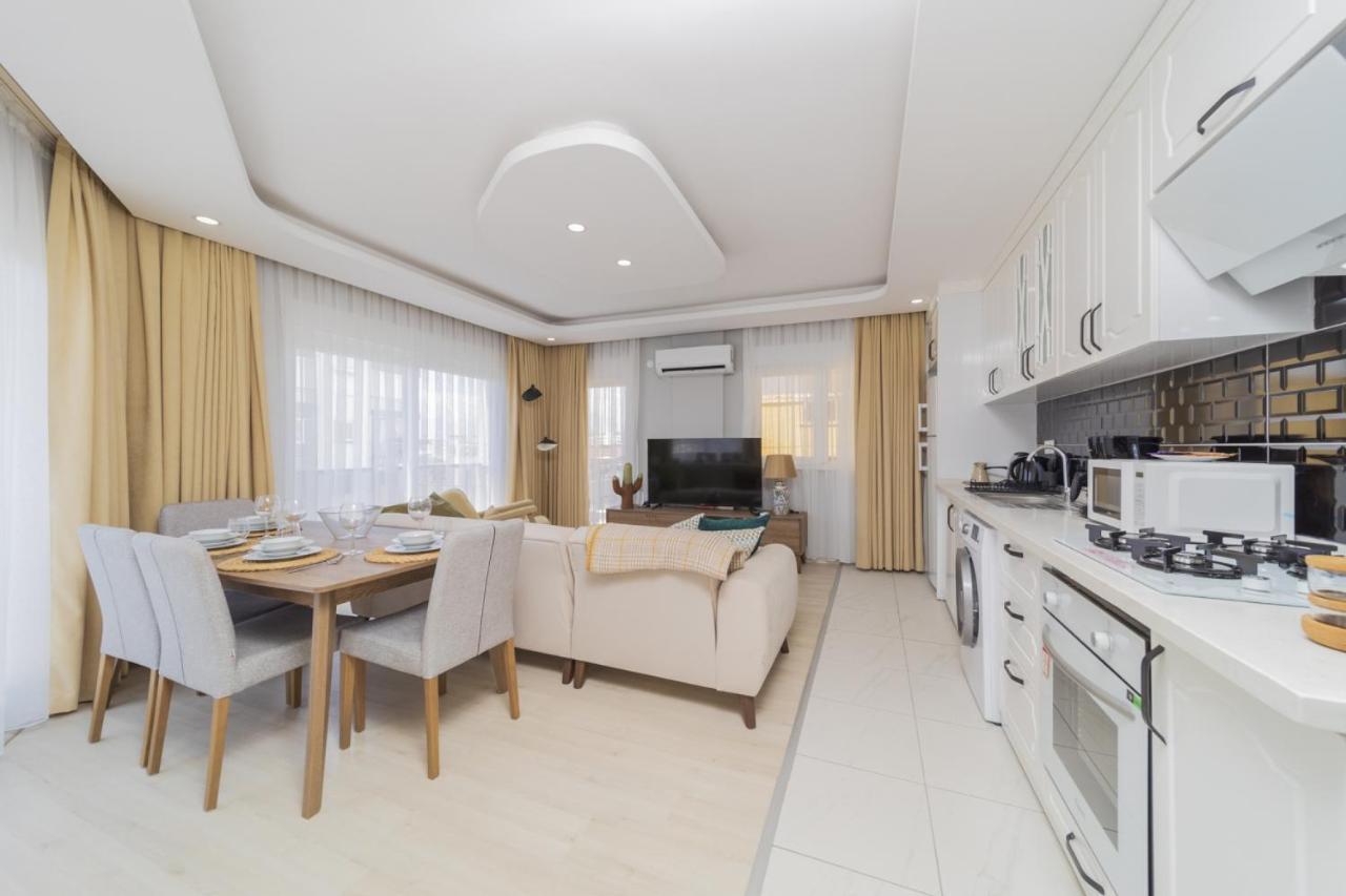 Daire Flat W Balcony 5 Min To Konyaalti And Marina Antalya