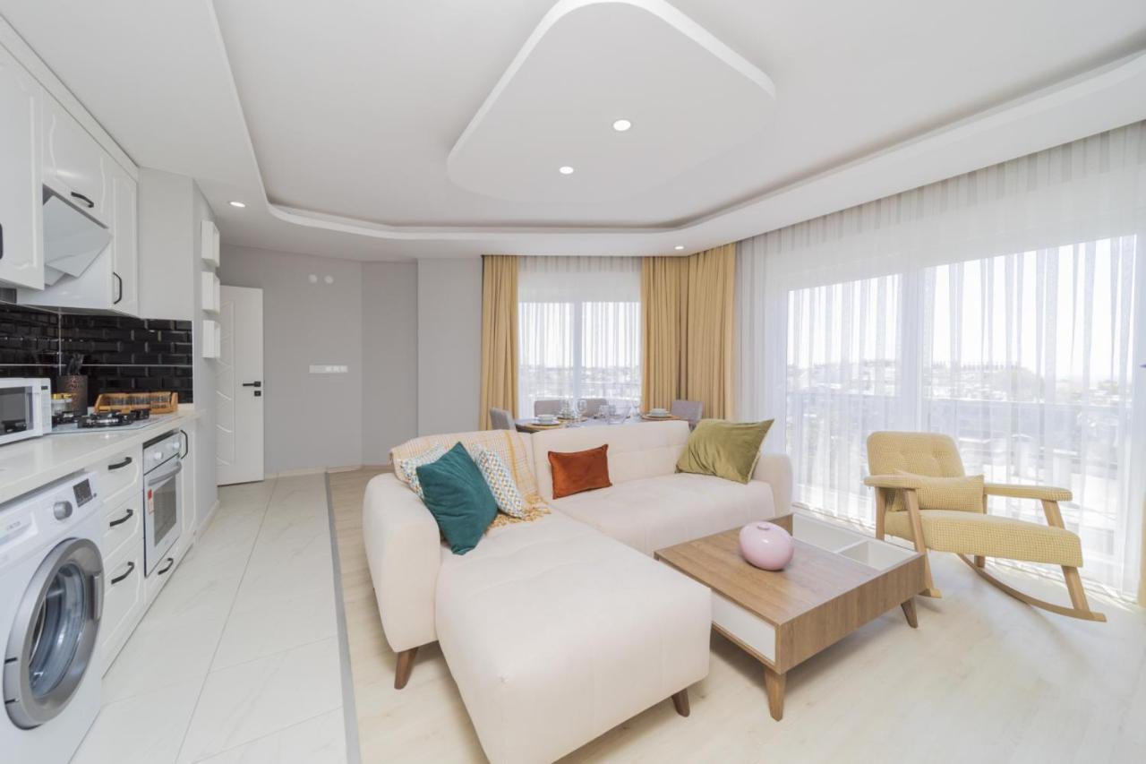 Flat W Balcony 5 Min To Konyaalti And Marina Daire Antalya